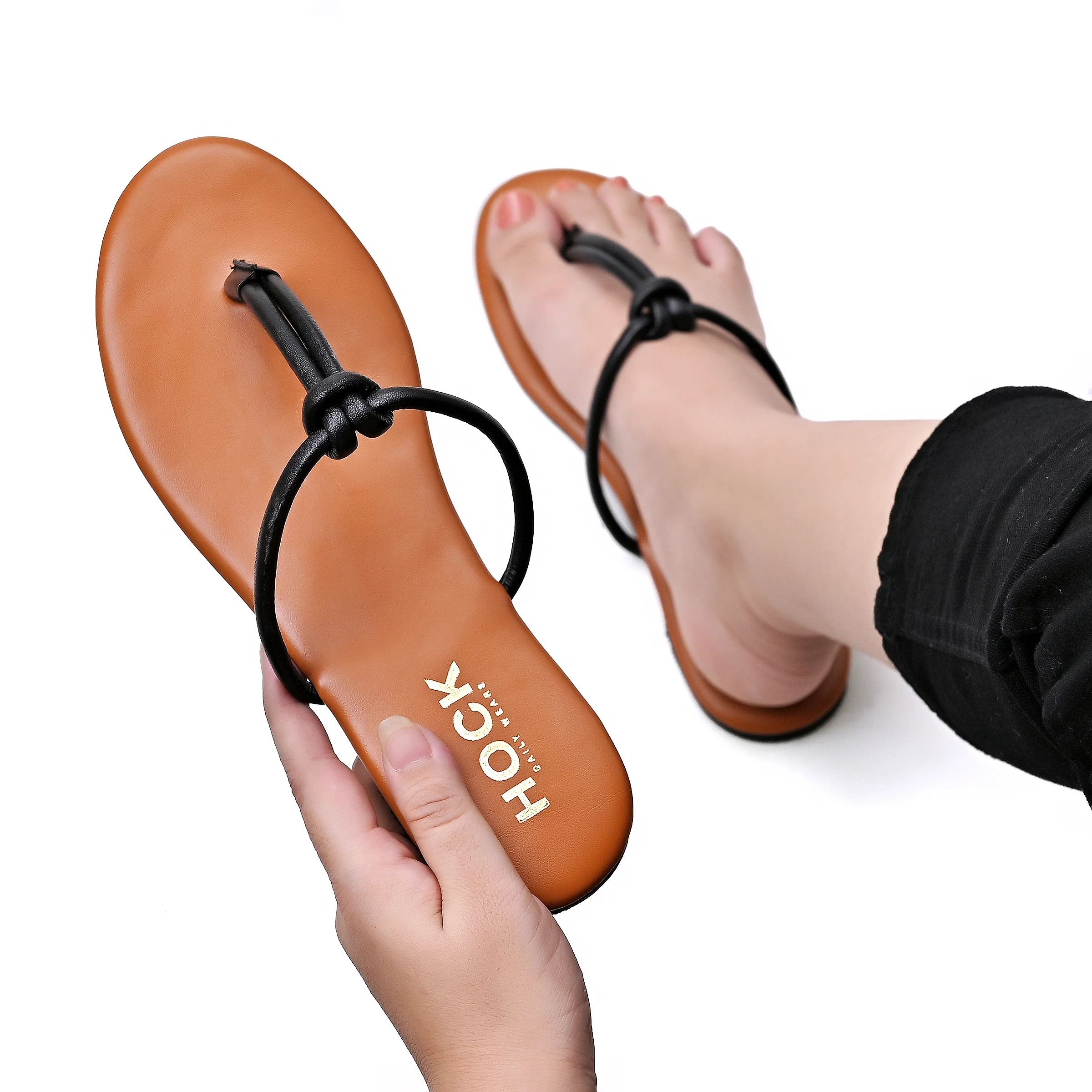 LEA FLATS (BLACK) - Image 3